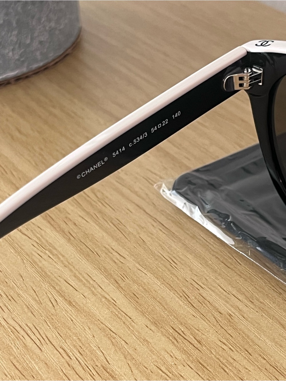 NWT CHANEL Sunglasses ch5414 - Picture 5 of 7